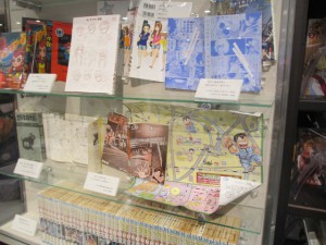 閲覧ゾーン 展示ケース２